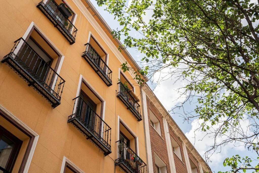 Flat In Barrio De Las Letras / Cervantes20 Madrid Luaran gambar